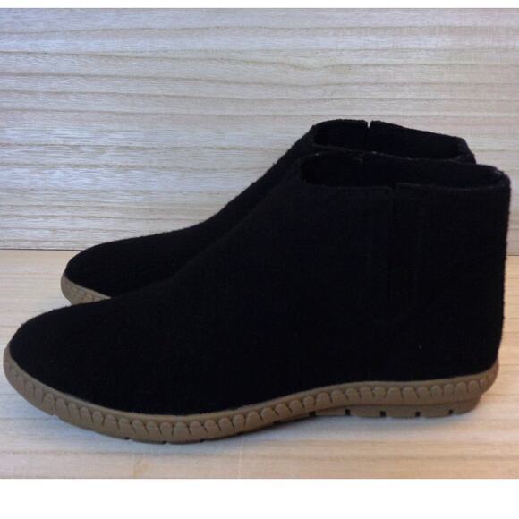 SoftWalk Izzy‎ Black Felt Ankle Bootie Slip On Womens Size 8.5 - Picture 3 of 8